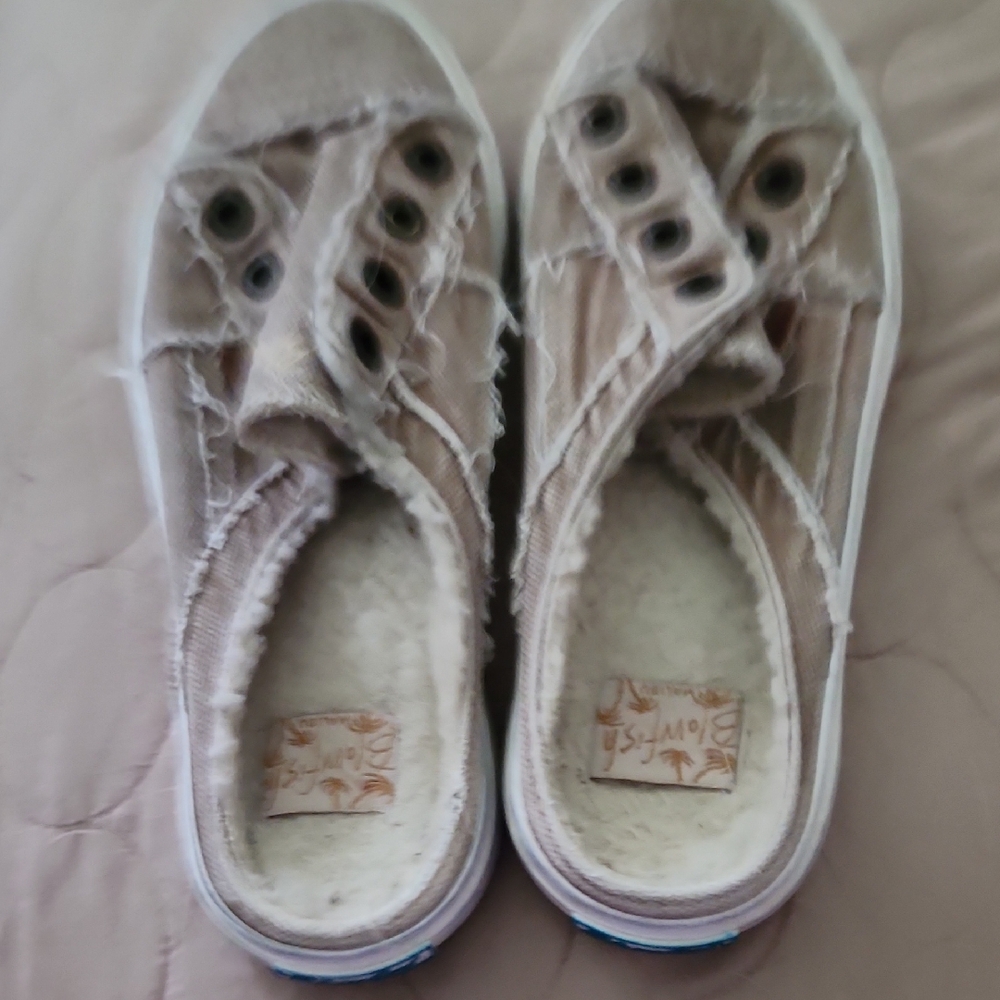 Blowfish Beige Casual Slip-Ons